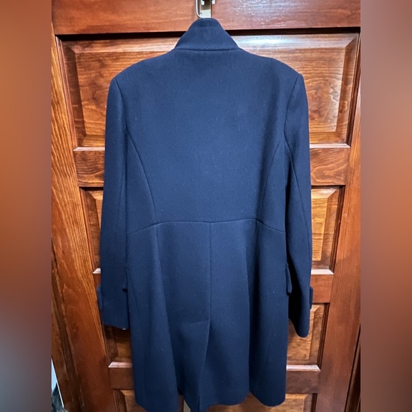 Trina Turk beautiful asymmetrical Navy Wool coat. EUC size 8 - Picture 2 of 9